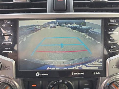 Used 2020 Toyota 4Runner SR5 AWD/4WD image 23