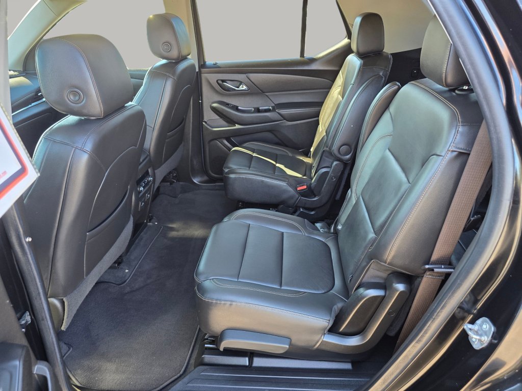 Used 2021 Chevrolet Traverse LT w/ LT Premium Package AWD/4WD image 25