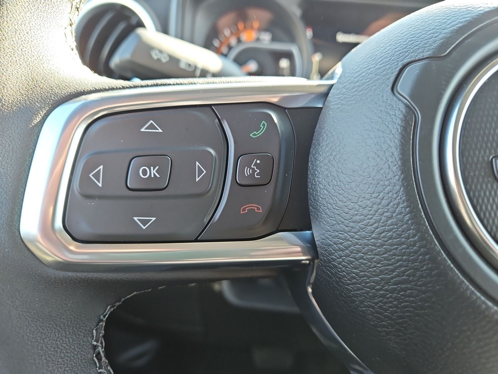 New 2026 Jeep Wrangler Unlimited Sahara AWD/4WD image 25