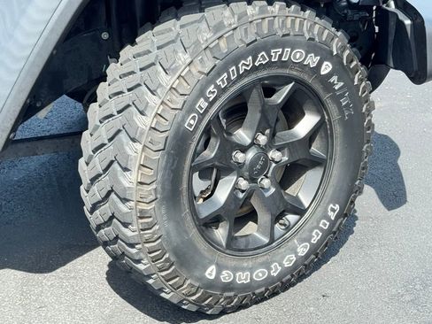 Used 2022 Jeep Wrangler Unlimited Sport AWD/4WD image 9