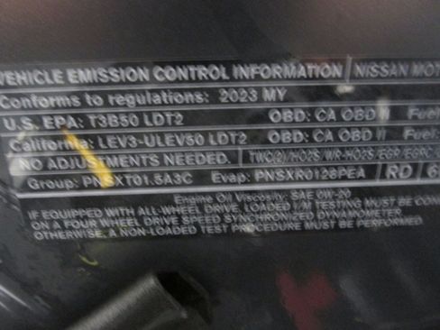 Used 2023 Nissan Rogue S image 40