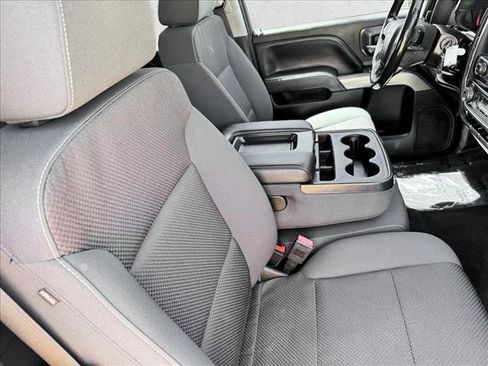 Used 2018 Chevrolet Silverado 1500 LT AWD/4WD image 18