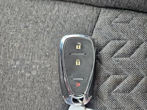 Used 2022 Chevrolet Equinox LT FWD image 29