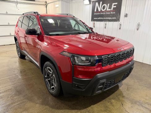 New 2026 Jeep Cherokee Laredo image 2