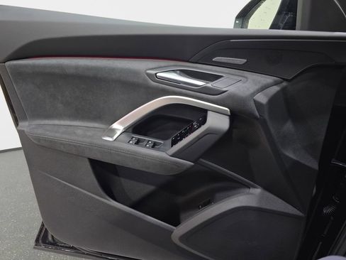 New 2026 Audi SQ5 Prestige AWD/4WD image 25