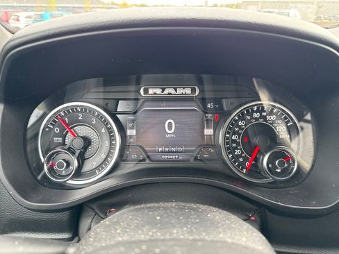 Used 2019 RAM 1500 Big Horn AWD/4WD image 11
