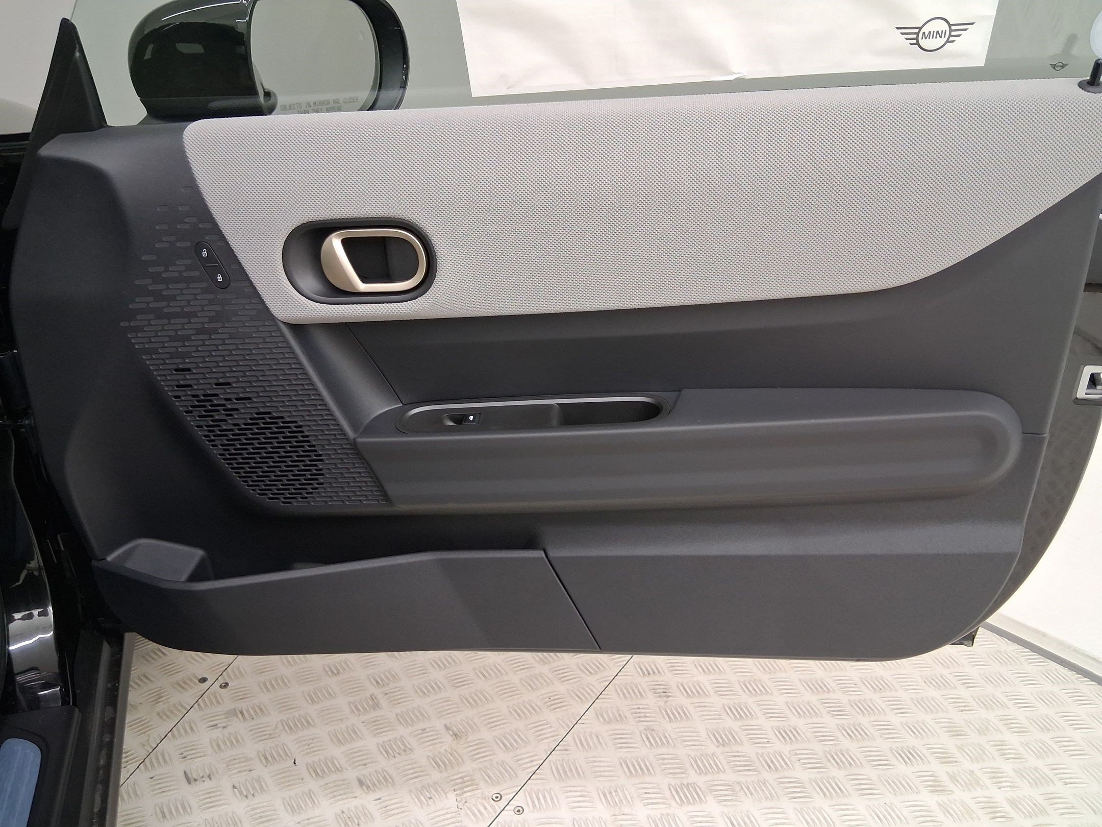 New 2026 MINI Cooper 2-Door Hardtop FWD image 27