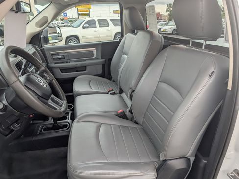 Used 2014 RAM 2500 Tradesman w/ Power & Remote Entry Group image 14