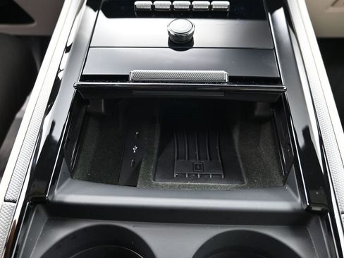 Certified 2026 Porsche Panamera 4 image 24