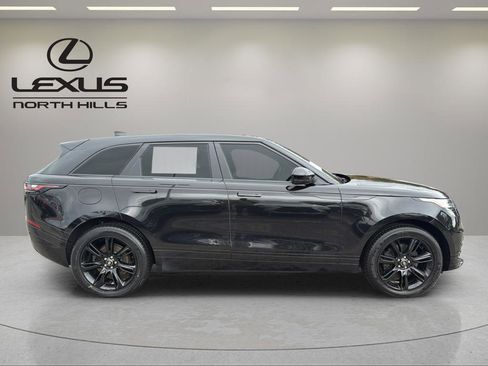 Used 2022 Land Rover Range Rover Velar R-Dynamic S image 5