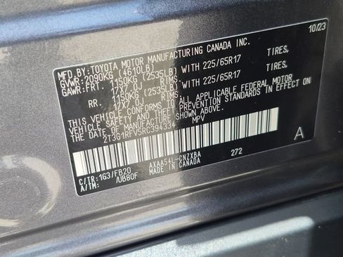 Used 2024 Toyota RAV4 LE AWD/4WD image 29