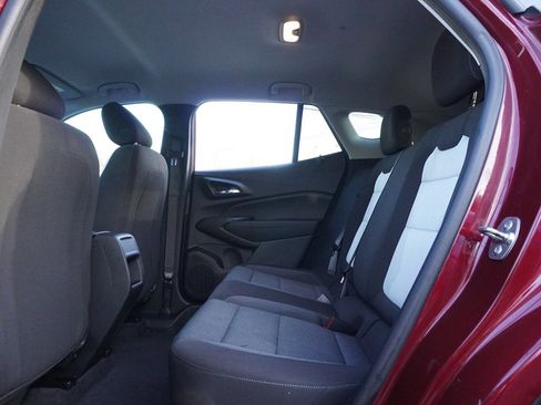 Used 2024 Chevrolet Trax LS w/ Driver Confidence Package image 33