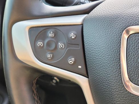Used 2024 GMC Terrain SLT w/ Elevation Edition FWD image 34