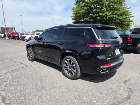 Used 2023 Jeep Grand Cherokee L Overland w/ Luxury Tech Group IV AWD/4WD image 6