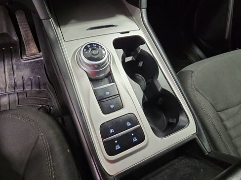 Used 2021 Ford Explorer XLT RWD image 22