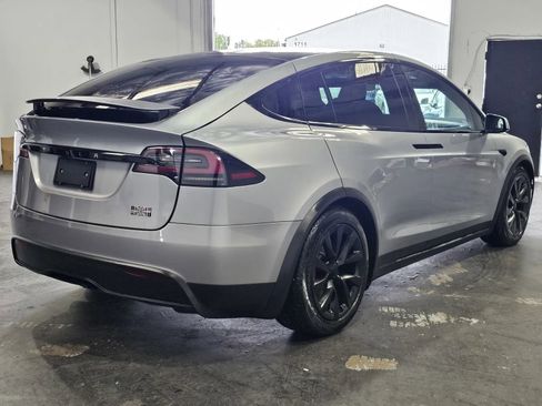Used 2025 Tesla Model X Plaid AWD/4WD image 4