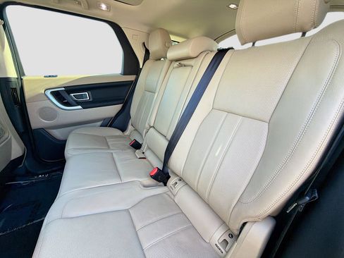 Used 2017 Land Rover Discovery Sport HSE image 20