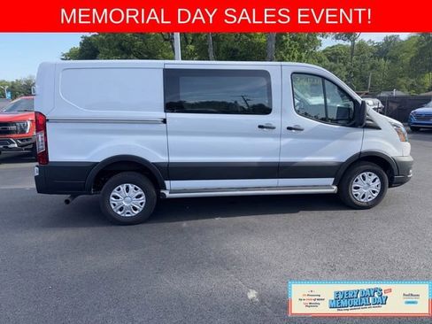 Used 2024 Ford Transit 250 Low Roof w/ Exterior Upgrade Package RWD image 9