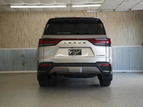 Used 2025 Lexus LX 600 4WD w/ Appearance Package image 8