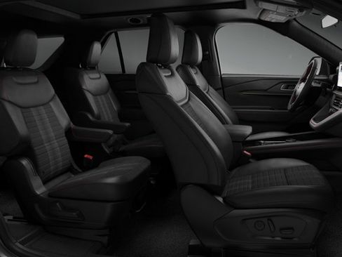 New 2026 Ford Explorer ST-Line w/ ST-Line Street Pack AWD/4WD image 24