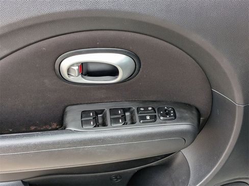 Used 2016 Kia Soul Base w/ Option Group 020 image 15