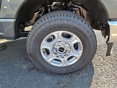 New 2026 Ford F250 XLT w/ 360-Degree Camera Package image 17