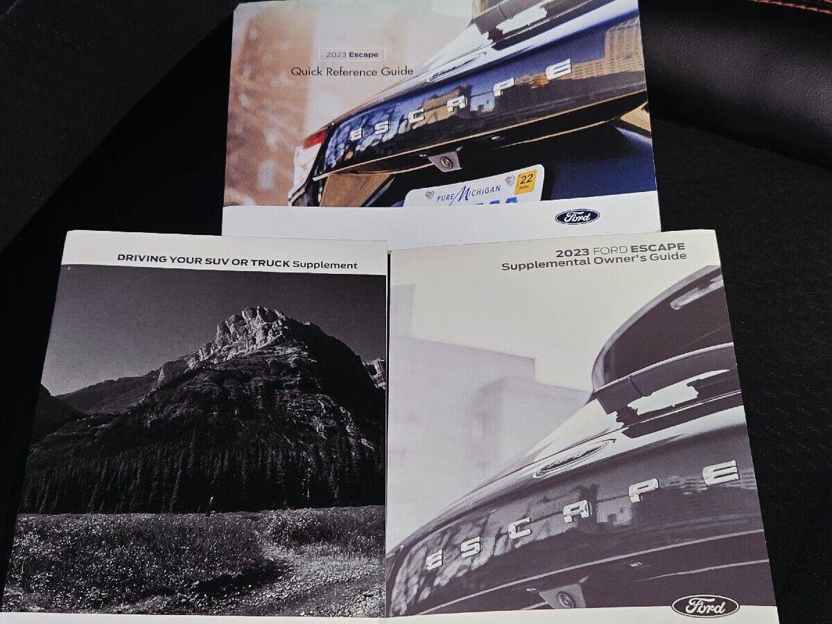 Certified 2023 Ford Escape ST-Line Select AWD/4WD image 59