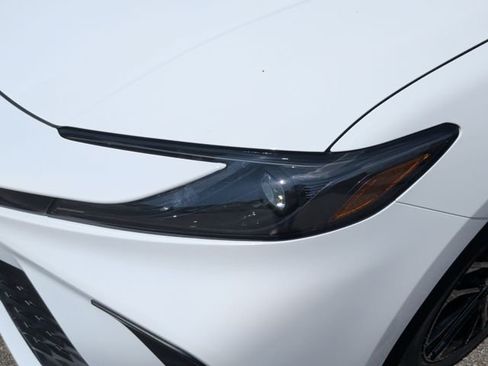 New 2026 Toyota Camry SE FWD image 11