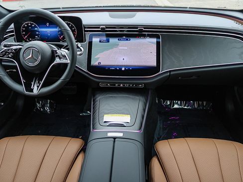 New 2026 Mercedes-Benz E 350 4MATIC Sedan image 12