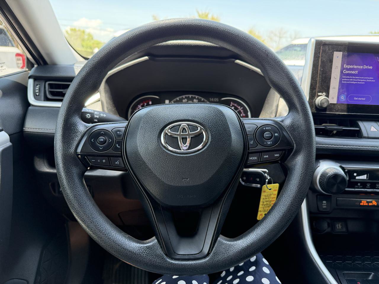 Used 2024 Toyota RAV4 LE FWD image 20
