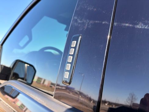 Used 2019 Ford F150 Raptor w/ Equipment Group 802A Luxury image 18