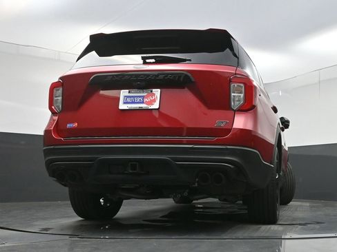 Used 2022 Ford Explorer ST w/ Equipment Group 401A AWD/4WD image 31