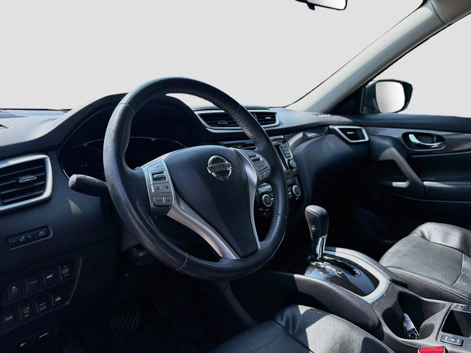 Used 2015 Nissan Rogue SL w/ SL Premium Package AWD/4WD image 7