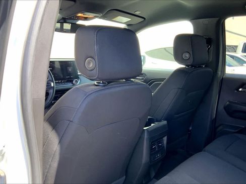 Used 2024 GMC Canyon Elevation w/ Convenience Package RWD image 12