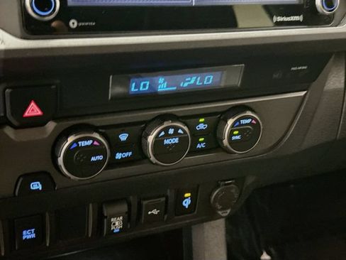 Used 2023 Toyota Tacoma TRD Sport RWD image 15