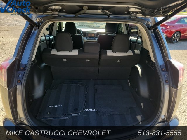 Used 2017 Toyota RAV4 XLE w/ Carpet Mat Package FWD image 29