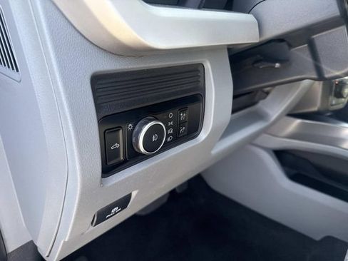 Used 2023 Ford F250 XLT w/ FX4 Off-Road Package AWD/4WD image 21