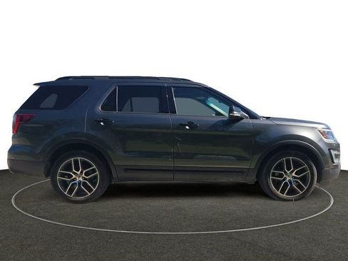 Used 2016 Ford Explorer Sport w/ Equipment Group 401A AWD/4WD image 6