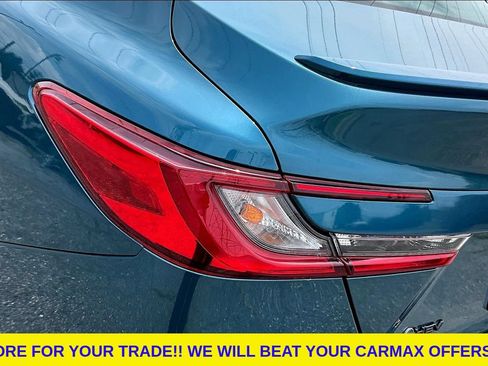 Used 2025 Toyota Camry SE FWD image 21