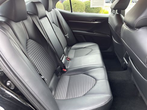 Used 2023 Toyota Camry SE image 32