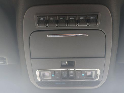 Used 2025 Ford F150 Raptor w/ Equipment Group 803A Raptor R AWD/4WD image 20