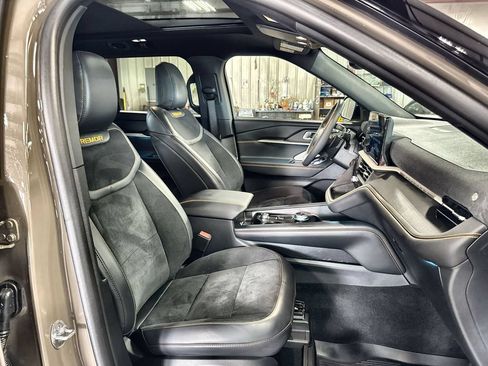 Certified 2026 Ford Explorer Tremor w/ Tremor Ultimate Package AWD/4WD image 33