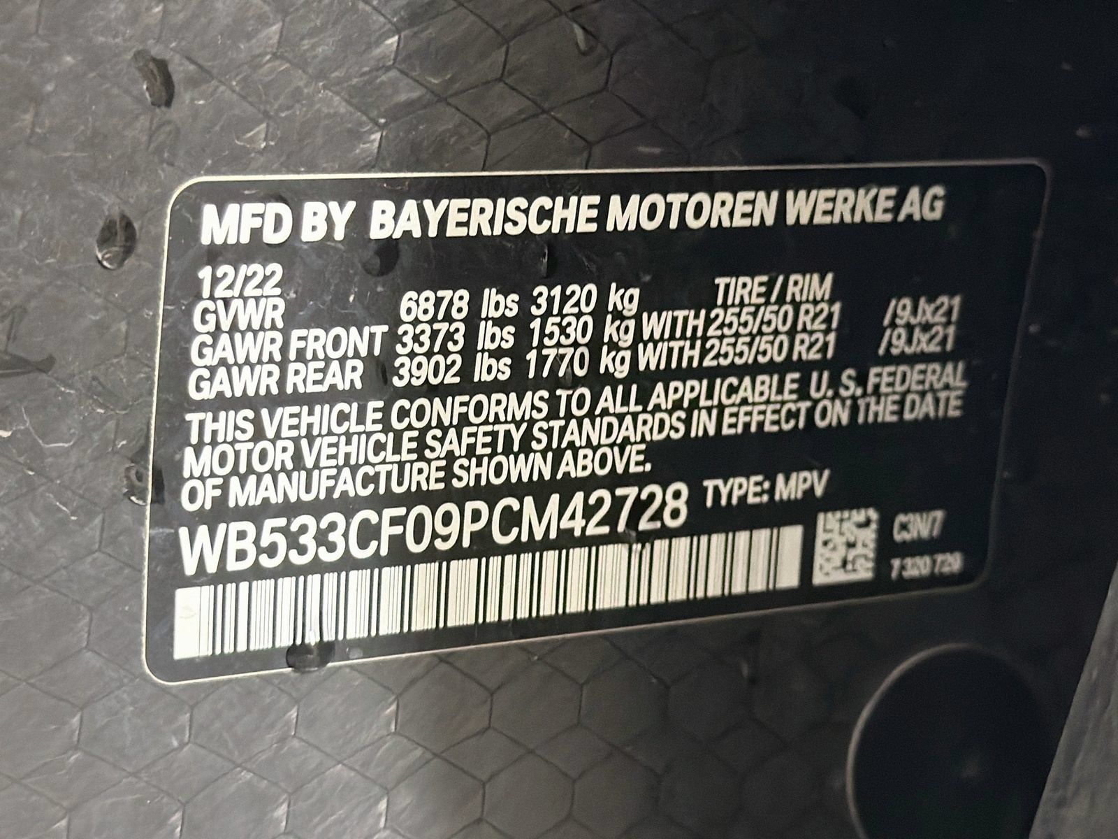 Certified 2023 BMW iX M60 w/ Executive Package AWD/4WD image 36