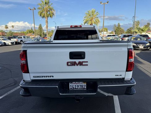 Used 2018 GMC Sierra 1500 SLE w/ SLE Value Package RWD image 4
