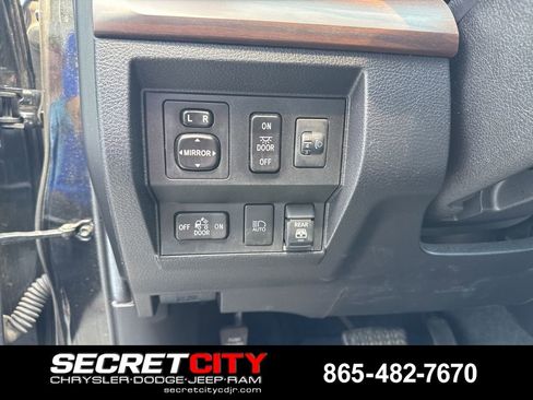 Used 2021 Toyota Tundra Limited w/ Limited Premium Package AWD/4WD image 36