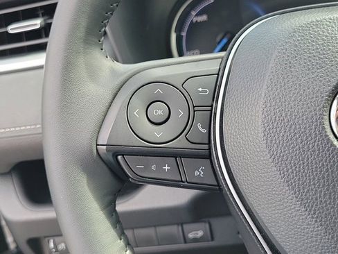 Used 2025 Toyota RAV4 XLE Premium image 31