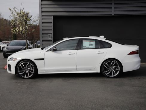 New 2024 Jaguar XF R-Dynamic SE AWD/4WD image 5