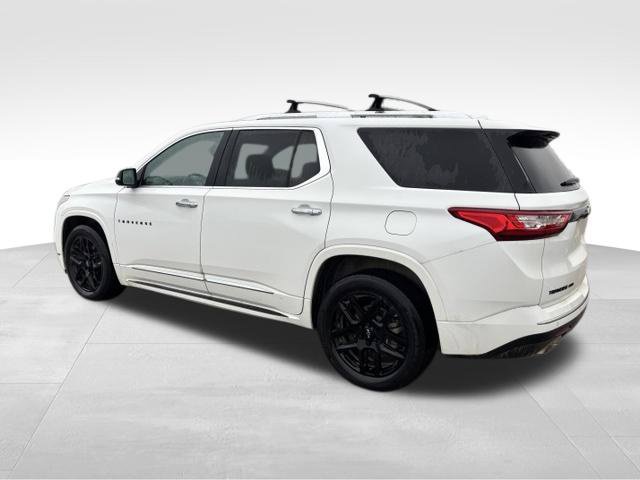Used 2021 Chevrolet Traverse Premier w/ LPO, 'HIT The Road' Package AWD/4WD image 3