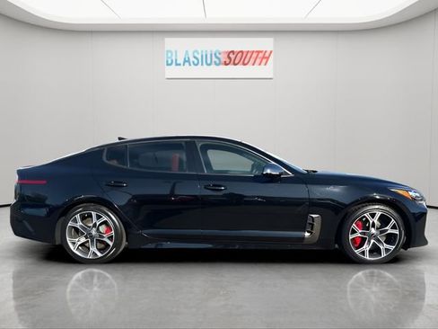 Used 2018 Kia Stinger GT2 w/ Paint Protection Package AWD/4WD image 2