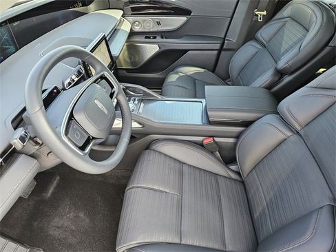 New 2026 Lincoln Nautilus Reserve image 12